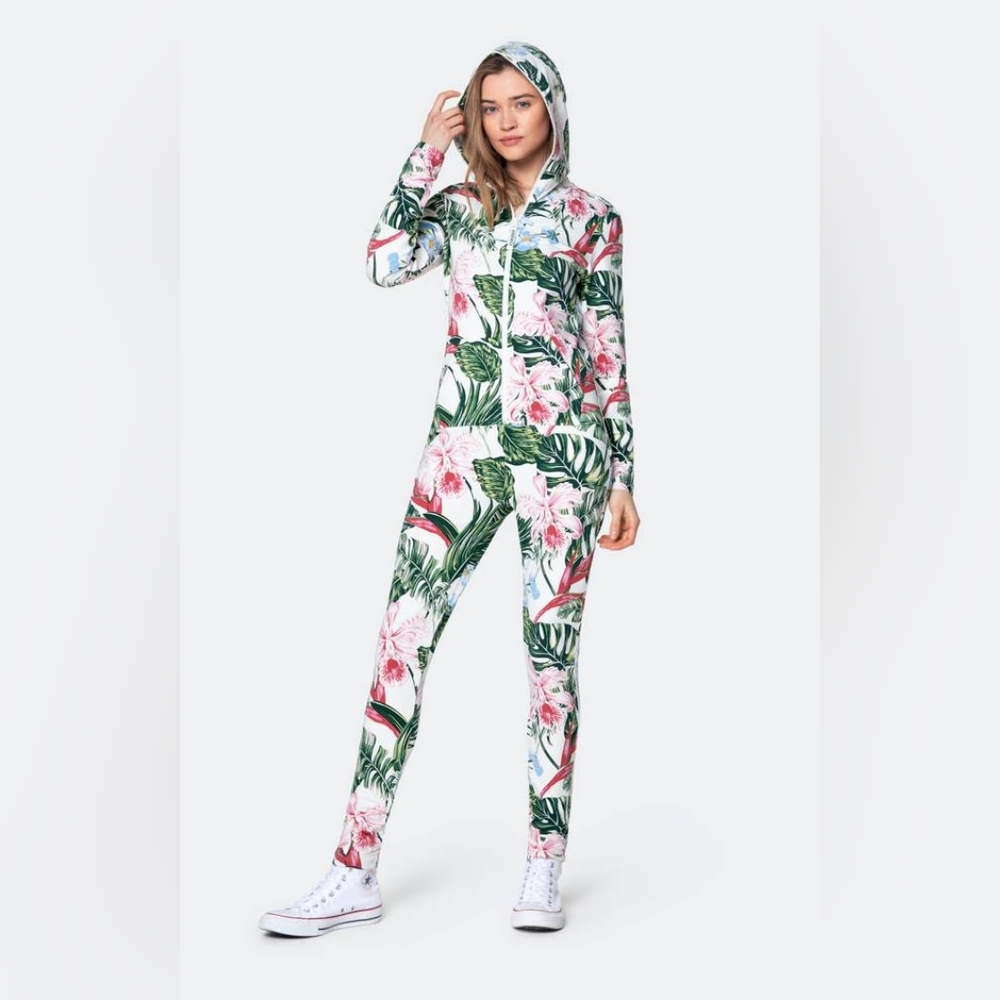 Norwegian Onepiece Tropicana Slim jumpsuit M NWT
